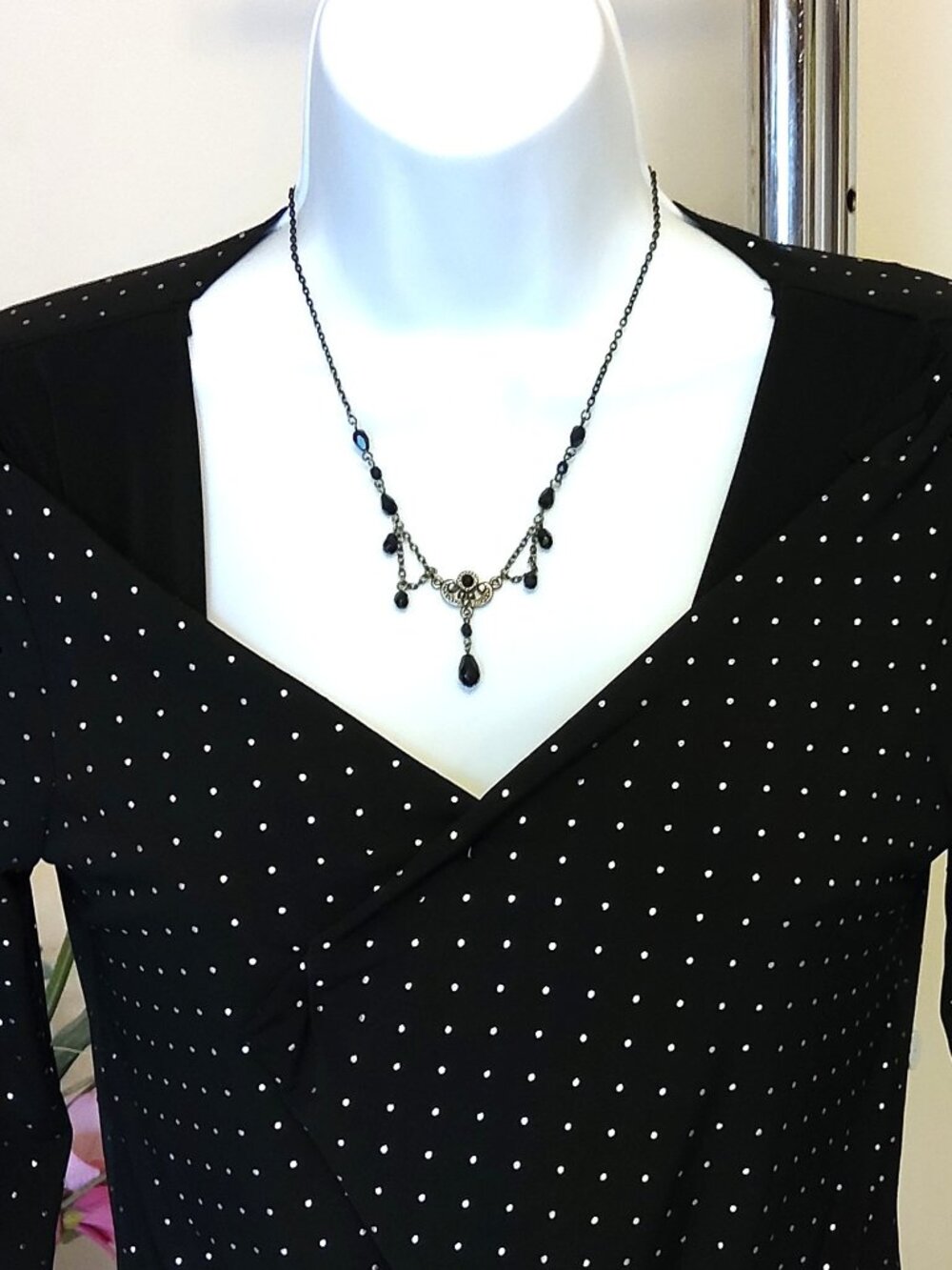Noa Noa Vintage Black Crystal Handmade Necklace VTG Jewelry